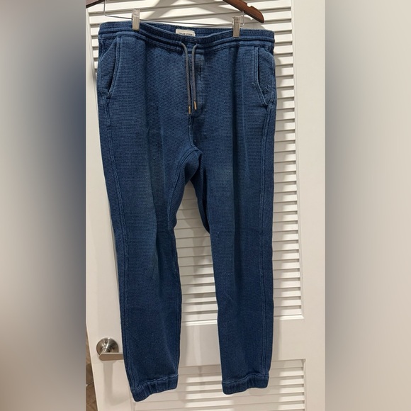 Taylor Stitch Apres Pant - Picture 2 of 7